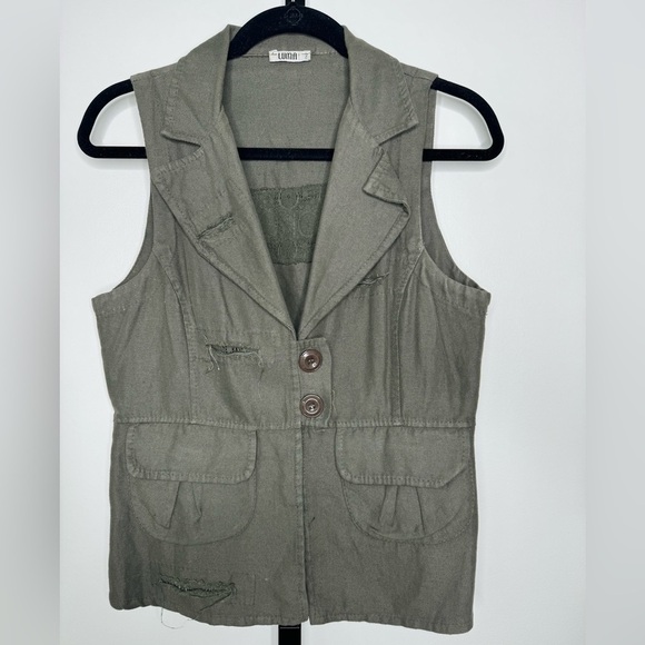 Luma Military Green Vest - Casual Comfort Meets Utility Style - Picture 1 of 4